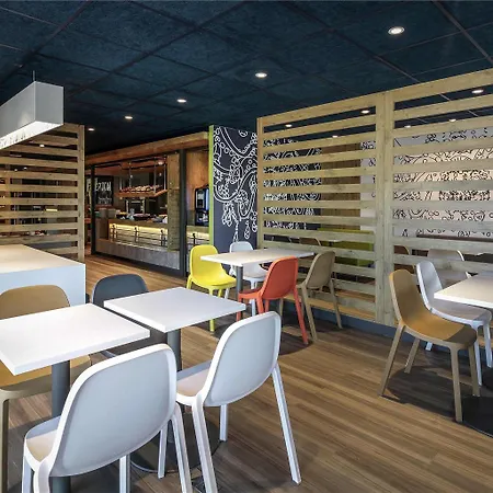 Hotel Ibis Budget 2*