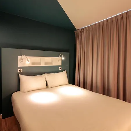 Ibis Budget Hotel 2*