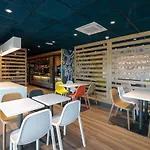 Ibis Budget Hotel 2*