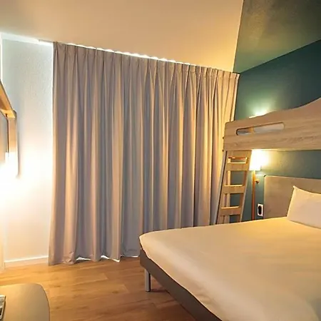 Ibis Budget מלון קאור