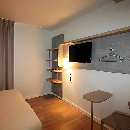 Ibis Budget 2* קאור